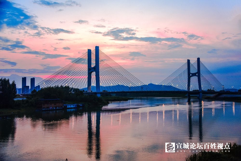 《水陽(yáng)江大橋夜景》.jpg